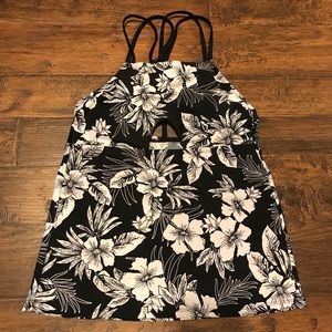 NWT Woman’s Swimsuit Tankini Top